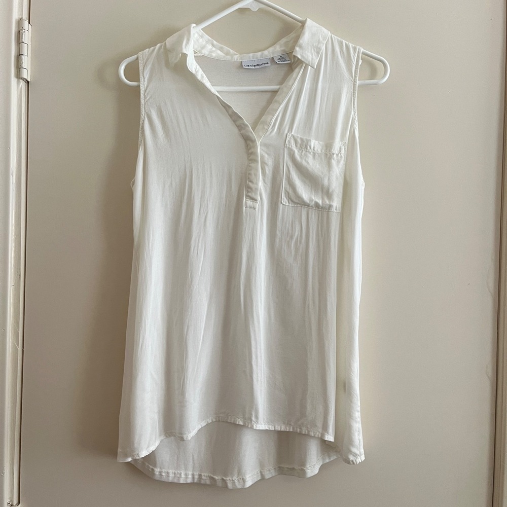 Liz Claiborne Women Sleeveless Top Medium V Neck Button Placket Pocket Classic
